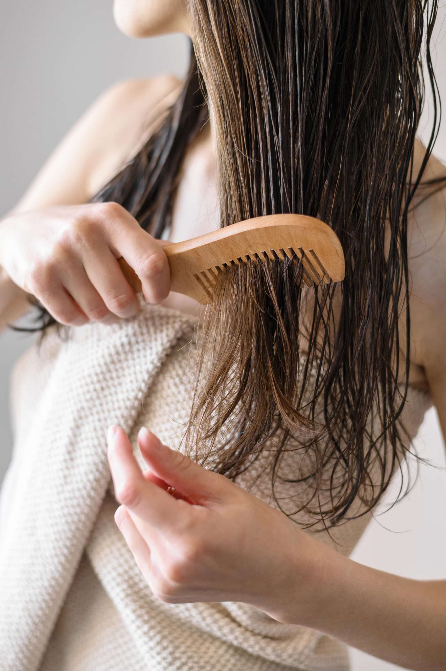 O que fazer para queda de cabelo urgente?